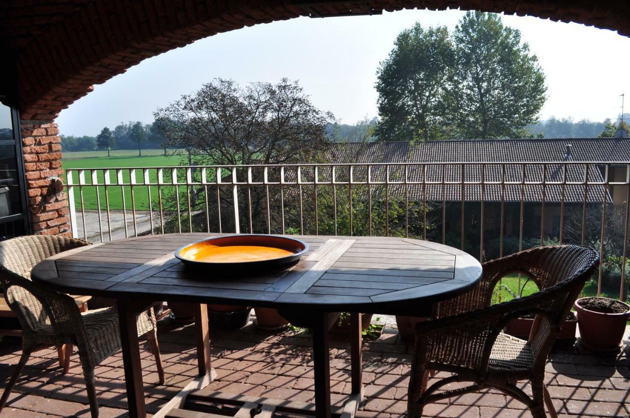 Bed and Breakfast Cascina Radice Арлуно Экстерьер фото